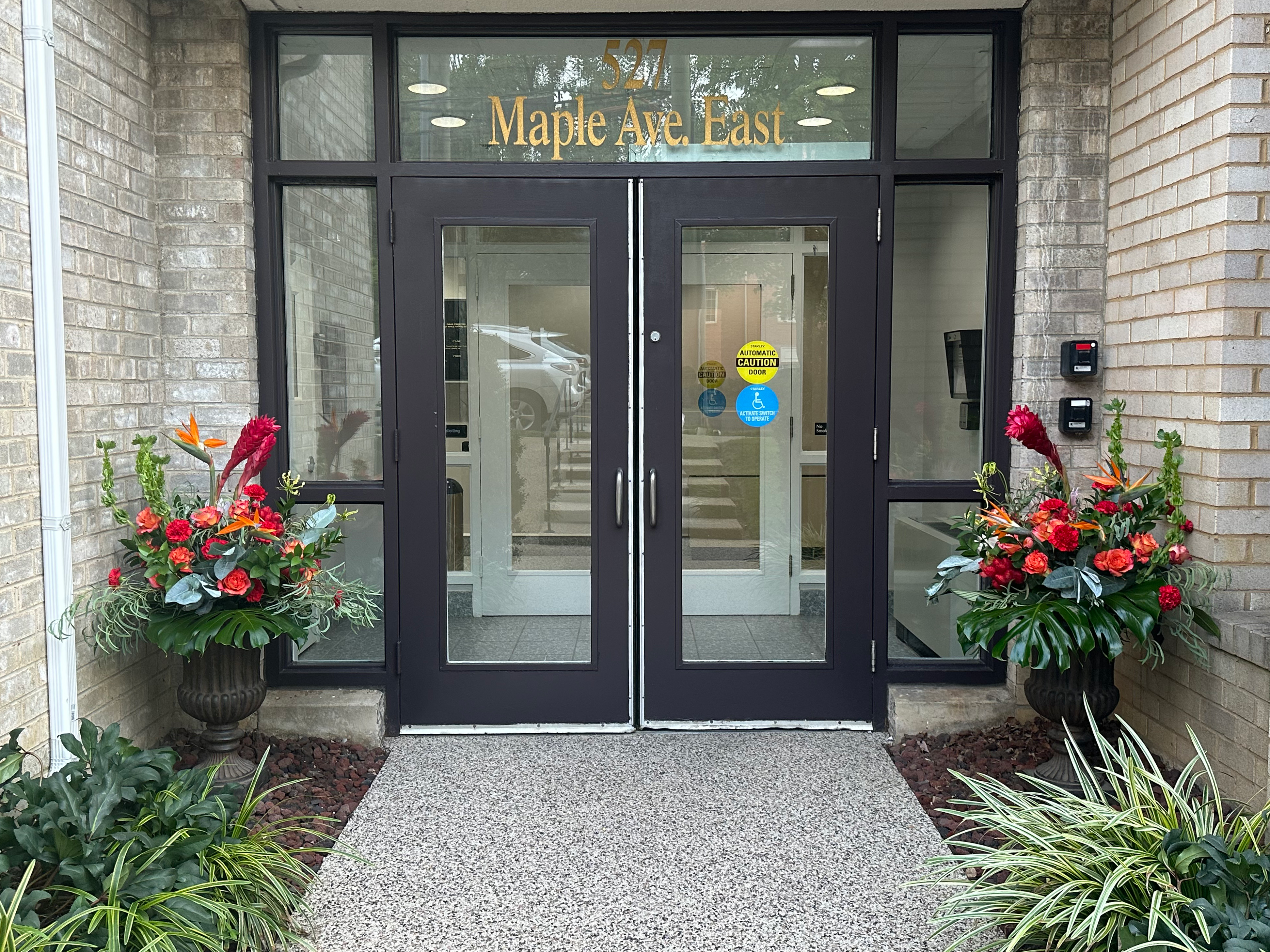 DermUtopia Office Location Front Entrance 527 Maple Ave East Vienna, Virginia